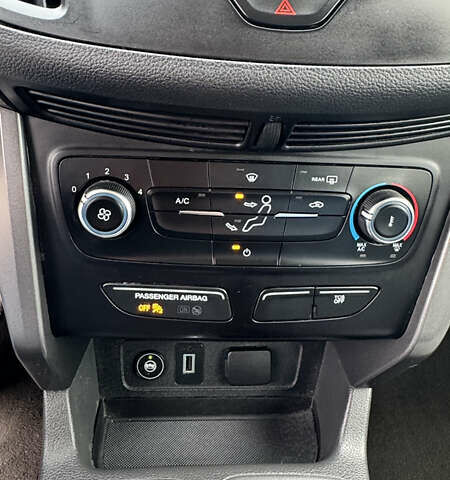 Синий Форд Эскейп, объемом двигателя 2.5 л и пробегом 208 тыс. км за 11800 $, фото 34 на Automoto.ua