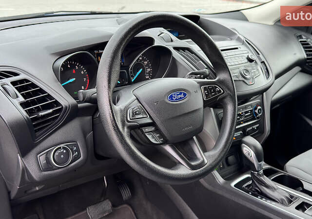 Форд Эскейп 2017 в Ирпене на Automoto.ua Синий Форд Эскейп, объемом двигателя 2.49 л и пробегом 208 тыс. км за 12400 $, фото 17 на Automoto.ua