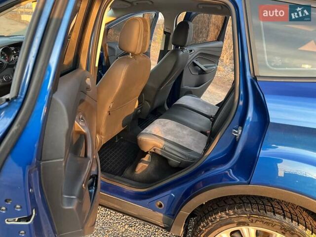 Синий Форд Эскейп, объемом двигателя 2.5 л и пробегом 131 тыс. км за 12600 $, фото 14 на Automoto.ua