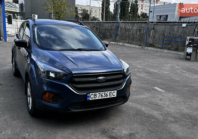 Форд Эскейп 2017 в Чернигове на Automoto.ua Синий Форд Эскейп, объемом двигателя 2.5 л и пробегом 102 тыс. км за 15000 $, фото 1 на Automoto.ua
