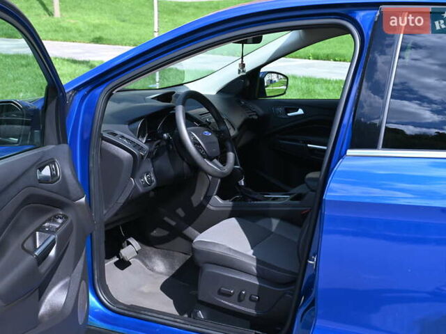 Синій Форд Ескейп, об'ємом двигуна 1.5 л та пробігом 88 тис. км за 13200 $, фото 6 на Automoto.ua