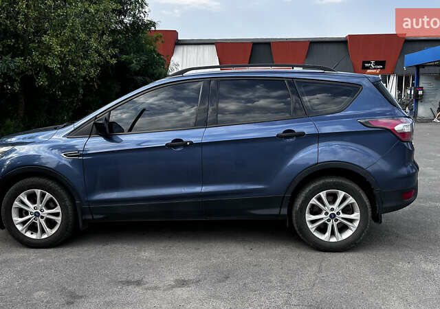 Форд Эскейп 2017 в Чернигове на Automoto.ua Синий Форд Эскейп, объемом двигателя 2.5 л и пробегом 102 тыс. км за 15000 $, фото 4 на Automoto.ua