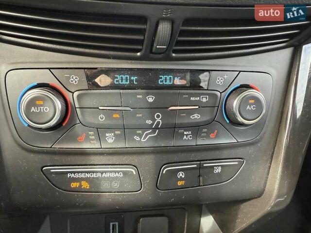 Синій Форд Ескейп, об'ємом двигуна 1.5 л та пробігом 59 тис. км за 16200 $, фото 17 на Automoto.ua