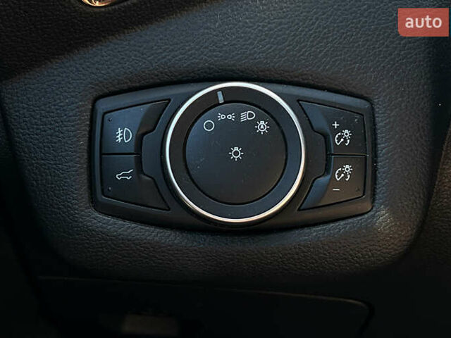 Синій Форд Ескейп, об'ємом двигуна 1.5 л та пробігом 93 тис. км за 12300 $, фото 17 на Automoto.ua