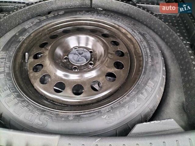 Синій Форд Ескейп, об'ємом двигуна 1.5 л та пробігом 34 тис. км за 13700 $, фото 31 на Automoto.ua