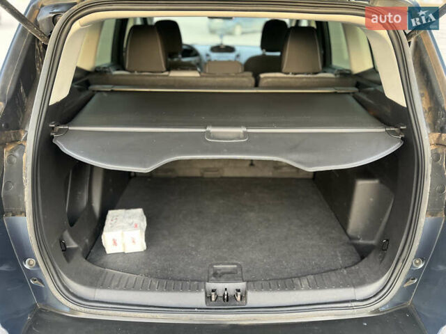 Синий Форд Эскейп, объемом двигателя 2.5 л и пробегом 156 тыс. км за 12000 $, фото 15 на Automoto.ua