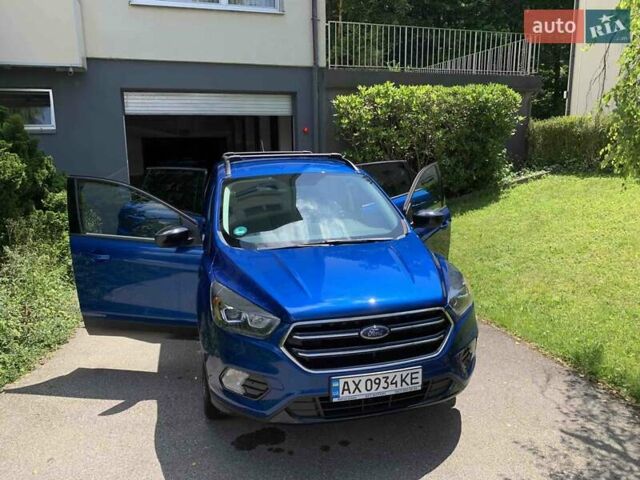 Синий Форд Эскейп, объемом двигателя 1.5 л и пробегом 57 тыс. км за 12950 $, фото 6 на Automoto.ua
