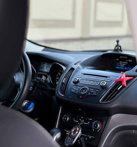 Синий Форд Эскейп, объемом двигателя 2.5 л и пробегом 156 тыс. км за 12000 $, фото 8 на Automoto.ua