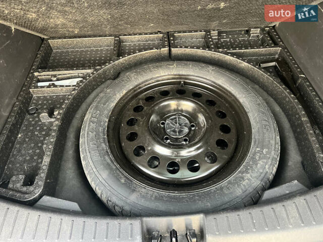 Синий Форд Эскейп, объемом двигателя 2.5 л и пробегом 156 тыс. км за 12000 $, фото 19 на Automoto.ua