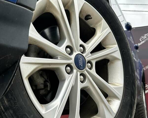 Форд Ескейп 2017 у Сумах на Automoto.ua Синій Форд Ескейп, об'ємом двигуна 1.5 л та пробігом 70 тис. км за 13000 $, фото 5 на Automoto.ua
