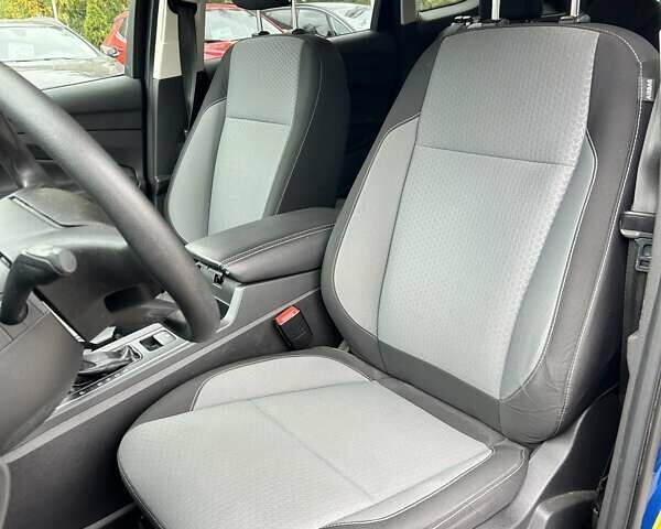 Форд Ескейп 2017 у Сумах на Automoto.ua Синій Форд Ескейп, об'ємом двигуна 1.5 л та пробігом 70 тис. км за 13000 $, фото 26 на Automoto.ua