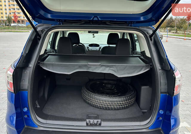 Синий Форд Эскейп, объемом двигателя 2.5 л и пробегом 208 тыс. км за 11800 $, фото 32 на Automoto.ua