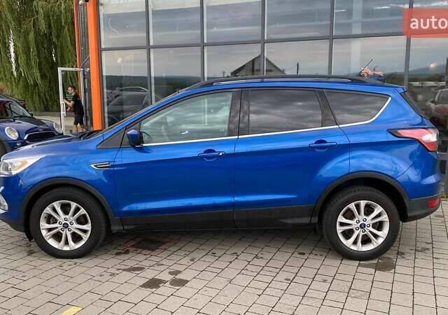 Синій Форд Ескейп, об'ємом двигуна 1.5 л та пробігом 241 тис. км за 10900 $, фото 4 на Automoto.ua