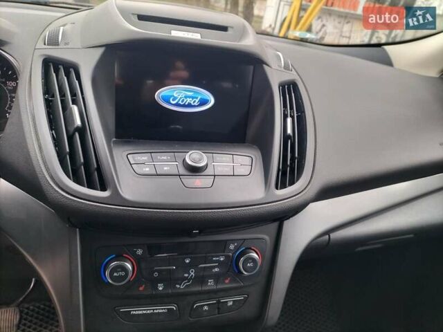 Синій Форд Ескейп, об'ємом двигуна 1.5 л та пробігом 34 тис. км за 13700 $, фото 21 на Automoto.ua