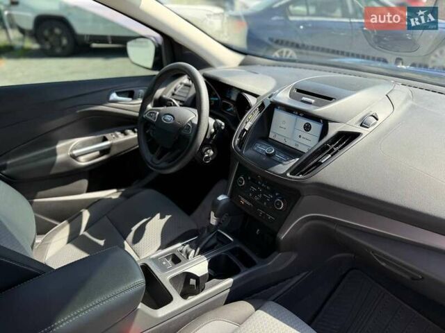 Форд Эскейп 2017 в Луцке на Automoto.ua Синий Форд Эскейп, объемом двигателя 2 л и пробегом 169 тыс. км за 9300 $, фото 10 на Automoto.ua