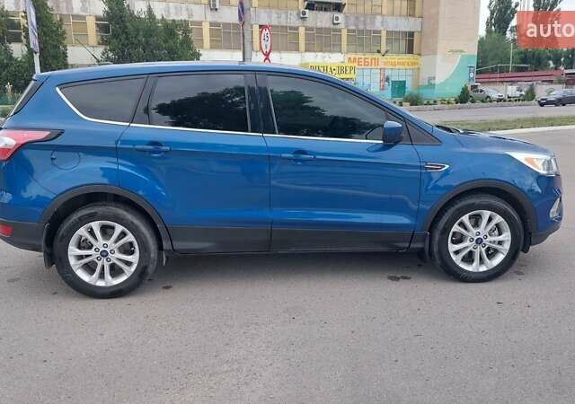 Синий Форд Эскейп, объемом двигателя 2 л и пробегом 57 тыс. км за 15000 $, фото 6 на Automoto.ua