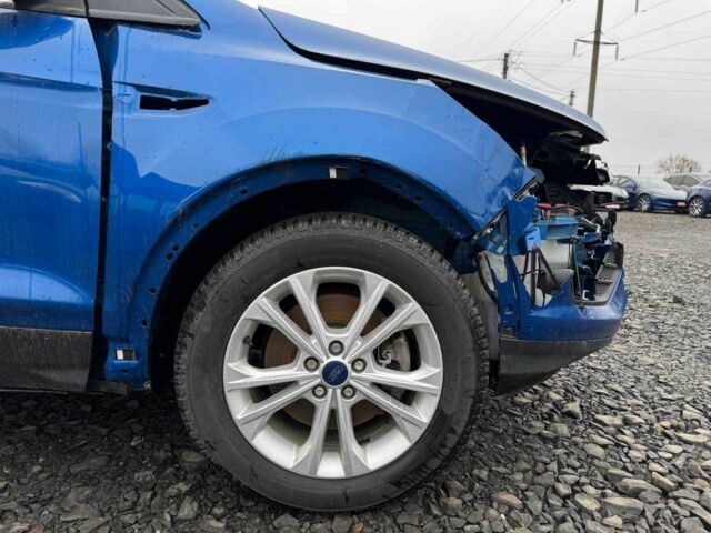 Синий Форд Эскейп, объемом двигателя 2 л и пробегом 165 тыс. км за 8900 $, фото 8 на Automoto.ua