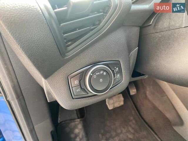 Синий Форд Эскейп, объемом двигателя 1.5 л и пробегом 241 тыс. км за 12900 $, фото 12 на Automoto.ua