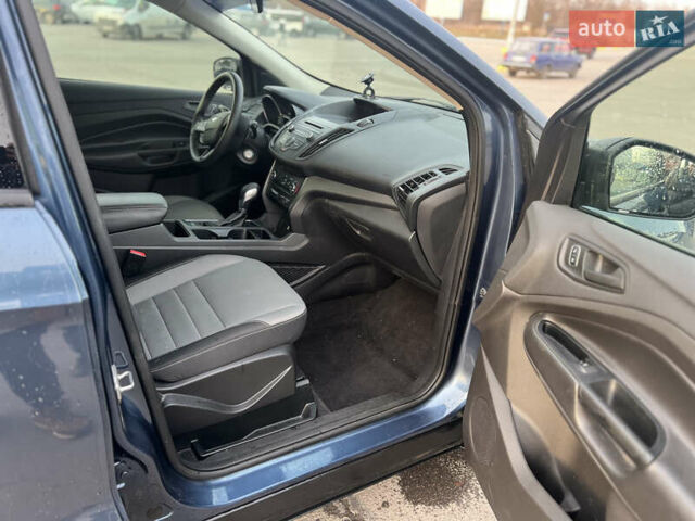 Синий Форд Эскейп, объемом двигателя 2.5 л и пробегом 156 тыс. км за 12000 $, фото 13 на Automoto.ua