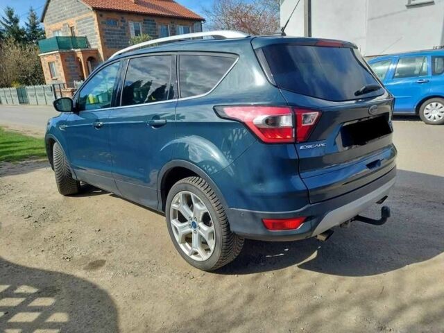 Форд Эскейп 2017 в Киеве на Automoto.ua Синий Форд Эскейп, объемом двигателя 0 л и пробегом 92 тыс. км за 9400 $, фото 2 на Automoto.ua