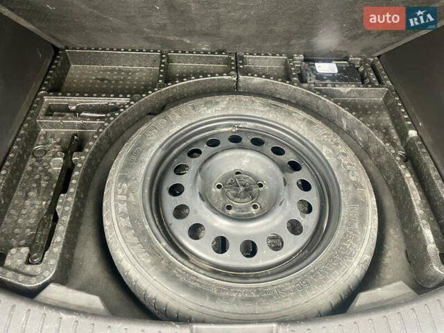 Синій Форд Ескейп, об'ємом двигуна 1.5 л та пробігом 142 тис. км за 11300 $, фото 32 на Automoto.ua