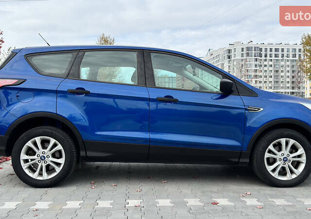 Форд Эскейп 2017 в Ирпене на Automoto.ua Синий Форд Эскейп, объемом двигателя 2.49 л и пробегом 208 тыс. км за 12400 $, фото 12 на Automoto.ua