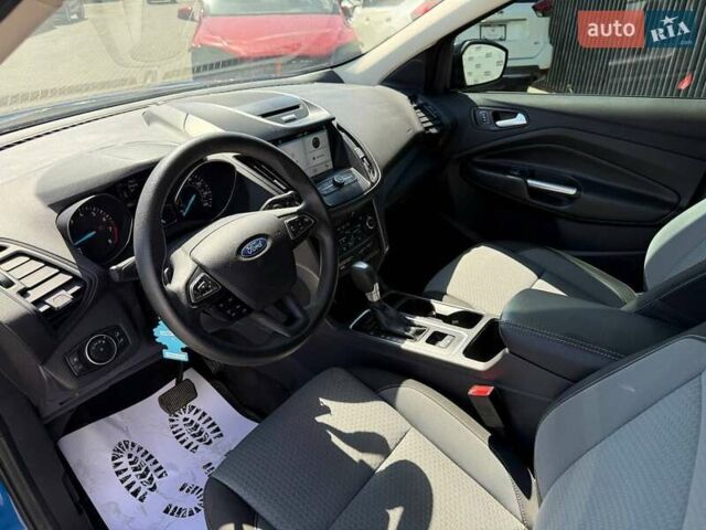 Форд Эскейп 2017 в Луцке на Automoto.ua Синий Форд Эскейп, объемом двигателя 2 л и пробегом 169 тыс. км за 9300 $, фото 5 на Automoto.ua