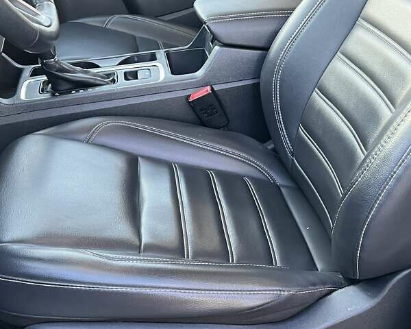 Синий Форд Эскейп, объемом двигателя 1.5 л и пробегом 62 тыс. км за 11990 $, фото 12 на Automoto.ua