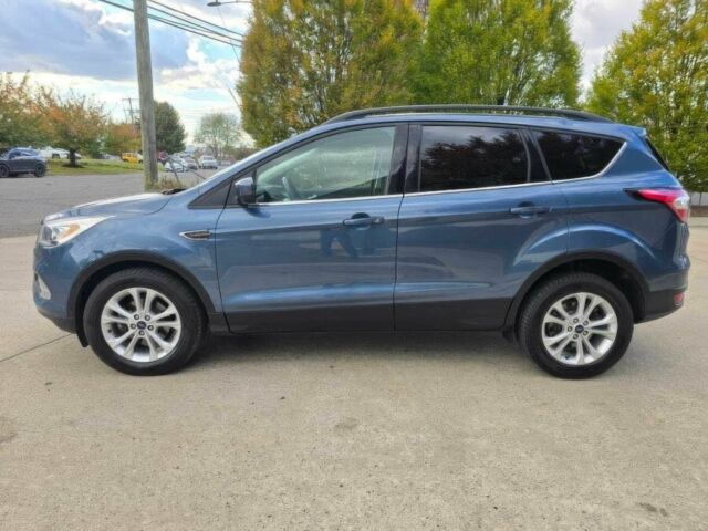 Синий Форд Эскейп, объемом двигателя 1.5 л и пробегом 35 тыс. км за 2550 $, фото 2 на Automoto.ua