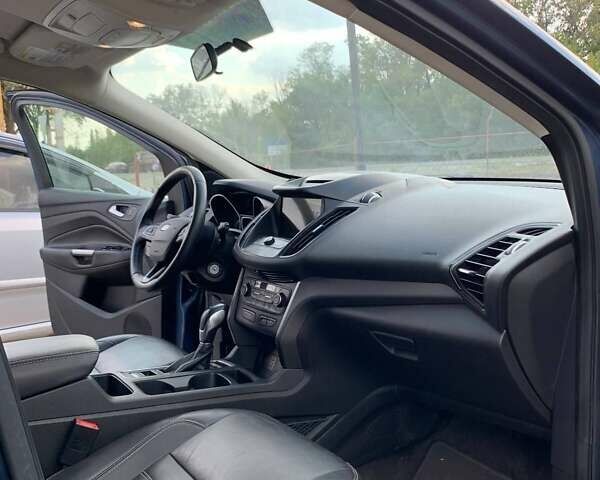 Синий Форд Эскейп, объемом двигателя 1.5 л и пробегом 188 тыс. км за 13800 $, фото 1 на Automoto.ua