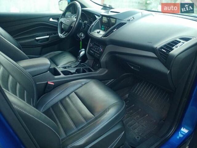 Синий Форд Эскейп, объемом двигателя 1.5 л и пробегом 99 тыс. км за 14500 $, фото 13 на Automoto.ua