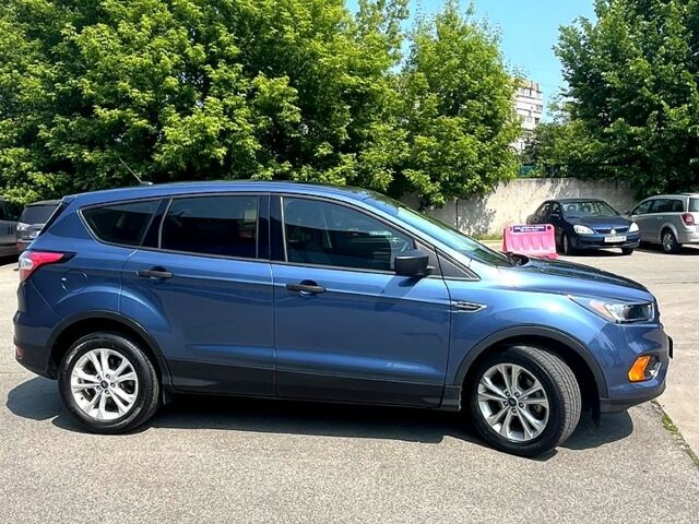 Форд Эскейп 2018 в Борисполе на Automoto.ua Синий Форд Эскейп, объемом двигателя 2.5 л и пробегом 95 тыс. км за 13500 $, фото 3 на Automoto.ua