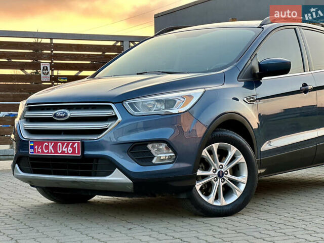 Синий Форд Эскейп, объемом двигателя 1.5 л и пробегом 162 тыс. км за 13599 $, фото 7 на Automoto.ua
