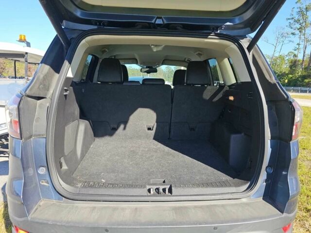 Синий Форд Эскейп, объемом двигателя 2 л и пробегом 100 тыс. км за 9000 $, фото 11 на Automoto.ua