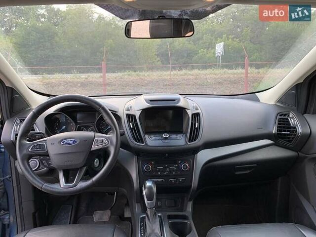 Синий Форд Эскейп, объемом двигателя 1.5 л и пробегом 188 тыс. км за 13800 $, фото 3 на Automoto.ua