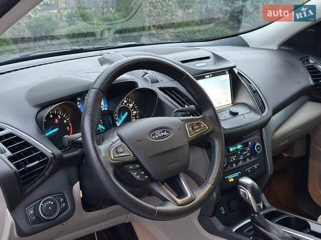 Синий Форд Эскейп, объемом двигателя 1.5 л и пробегом 162 тыс. км за 13599 $, фото 47 на Automoto.ua