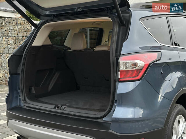 Синий Форд Эскейп, объемом двигателя 1.5 л и пробегом 162 тыс. км за 13599 $, фото 95 на Automoto.ua