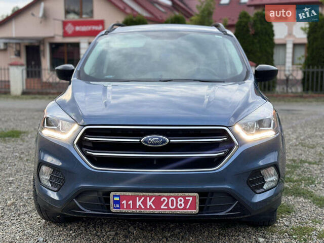 Синий Форд Эскейп, объемом двигателя 1.5 л и пробегом 139 тыс. км за 11999 $, фото 2 на Automoto.ua