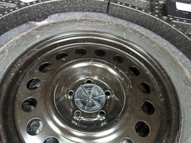 Синий Форд Эскейп, объемом двигателя 0 л и пробегом 226 тыс. км за 11800 $, фото 5 на Automoto.ua