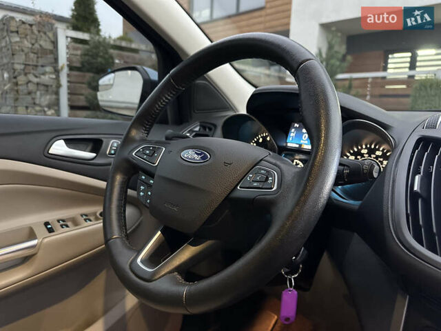 Синий Форд Эскейп, объемом двигателя 1.5 л и пробегом 162 тыс. км за 13599 $, фото 90 на Automoto.ua