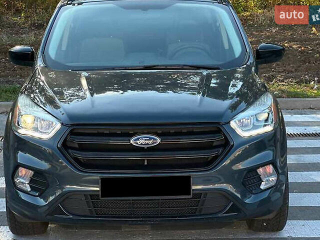 Синій Форд Ескейп, об'ємом двигуна 1.5 л та пробігом 135 тис. км за 11400 $, фото 1 на Automoto.ua