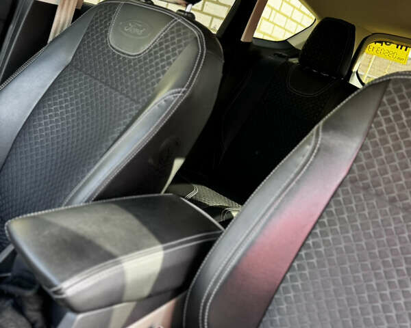 Синий Форд Эскейп, объемом двигателя 1.5 л и пробегом 124 тыс. км за 13000 $, фото 4 на Automoto.ua