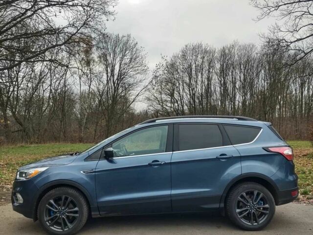 Синий Форд Эскейп, объемом двигателя 1.5 л и пробегом 82 тыс. км за 8200 $, фото 2 на Automoto.ua