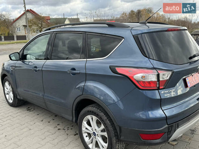 Синий Форд Эскейп, объемом двигателя 1.5 л и пробегом 196 тыс. км за 10300 $, фото 3 на Automoto.ua