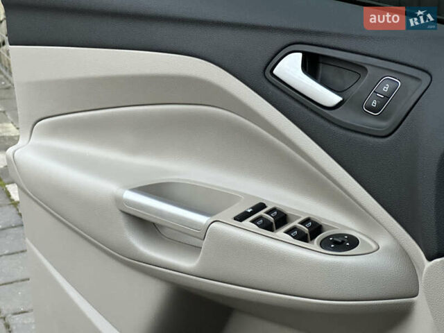 Синий Форд Эскейп, объемом двигателя 1.5 л и пробегом 162 тыс. км за 13599 $, фото 44 на Automoto.ua