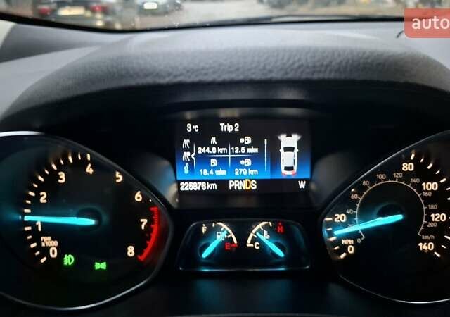 Синий Форд Эскейп, объемом двигателя 2 л и пробегом 226 тыс. км за 13700 $, фото 6 на Automoto.ua