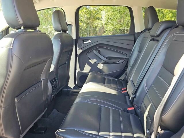 Синий Форд Эскейп, объемом двигателя 2 л и пробегом 100 тыс. км за 9000 $, фото 10 на Automoto.ua