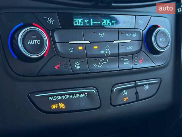 Синій Форд Ескейп, об'ємом двигуна 1.5 л та пробігом 135 тис. км за 11400 $, фото 9 на Automoto.ua