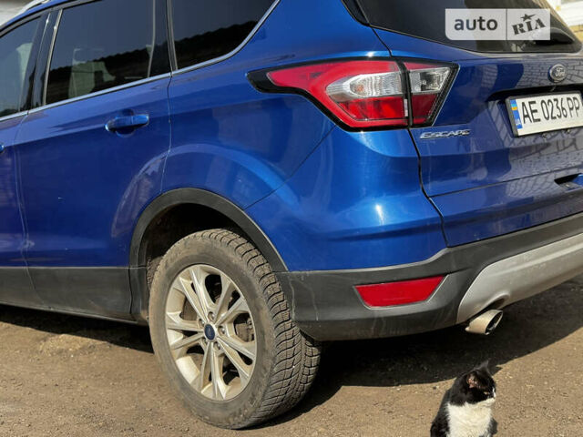 Синий Форд Эскейп, объемом двигателя 1.5 л и пробегом 124 тыс. км за 13000 $, фото 5 на Automoto.ua