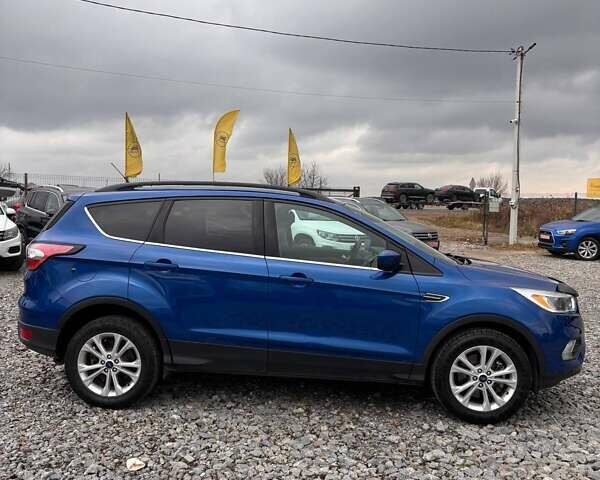 Синий Форд Эскейп, объемом двигателя 1.5 л и пробегом 188 тыс. км за 10699 $, фото 3 на Automoto.ua